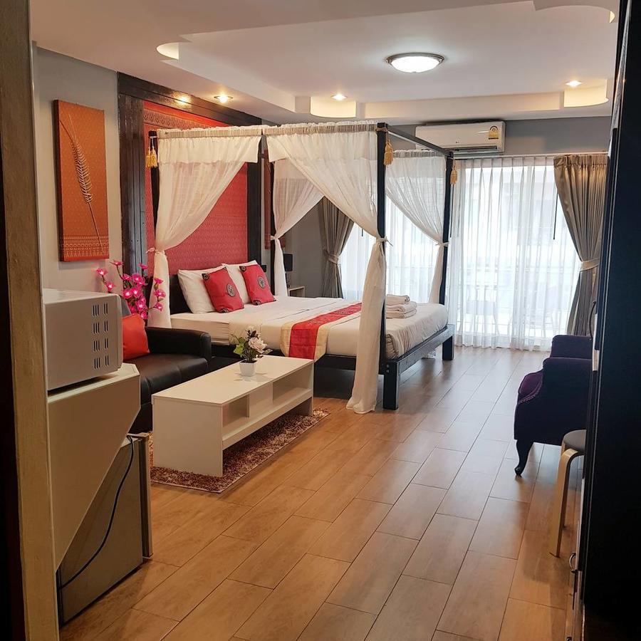 Sea Horse Pattaya Hotel ภายนอก รูปภาพ